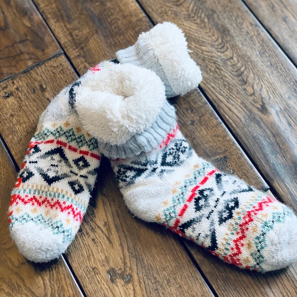 Indigo Kids’ Sherpa-Lined Reading Socks - Picture 3 of 6